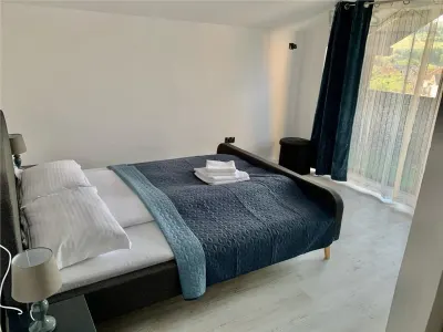 Apartament de 3 camere la vila , zona Bran - foto 4