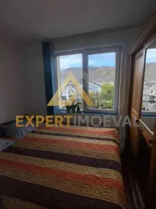 Apartament de inchiriat cu 3 camere str  George Coșbuc - foto 2