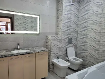 Apartamen 3 camere de inchiriat Isaran, Tractorul - foto 6
