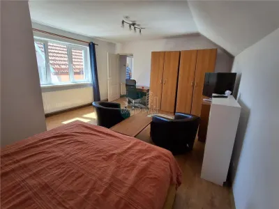 Garsoniera la casa decomandata balcon zona Lazaret - Sibiu