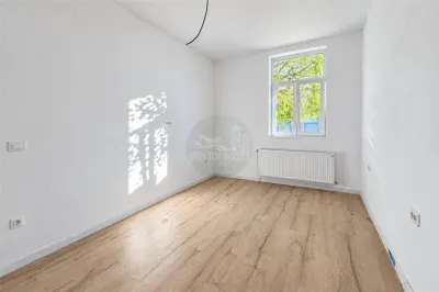 Apartament 3 camere RENOVAT INTEGRAL zona Piata Cibin - Sibiu