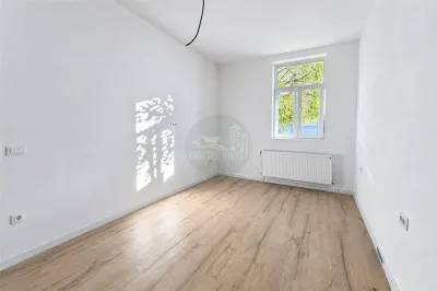Apartament 3 camere RENOVAT INTEGRAL zona Piata Cibin - foto 3
