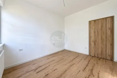 Apartament 3 camere RENOVAT INTEGRAL zona Piata Cibin - foto 6