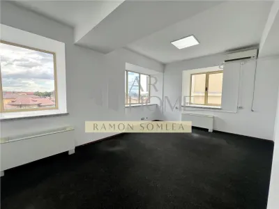 Spatii birouri de la 15 mp pana la  150 mp, zona centrala, Ploiesti - foto 17