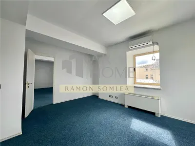 Spatii birouri de la 15 mp pana la  150 mp, zona centrala, Ploiesti - foto 24