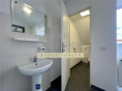 Spatii birouri de la 15 mp pana la  150 mp, zona centrala, Ploiesti - foto 39