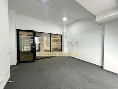 Spatii birouri de la 15 mp pana la  150 mp, zona centrala, Ploiesti - foto 43