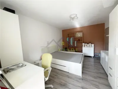 Apartament 2 camere decomandat etajul 2/4 Centru Civic- CEC - foto 5