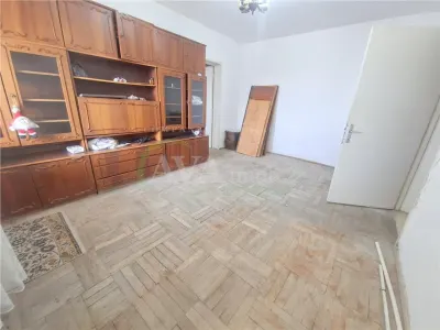 Apartament 2 camere semidecomandat, zona Garii - foto 2