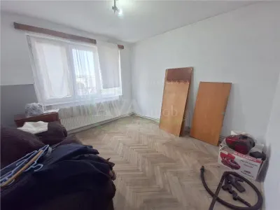 Apartament 2 camere semidecomandat, zona Garii - foto 6