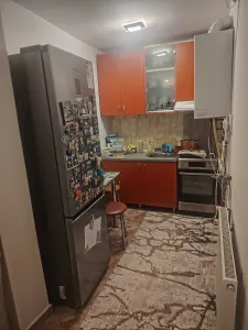 Decomandat cu centrala propie in bloc anvelopat - foto 2