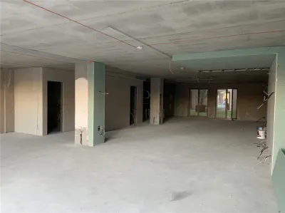 Spațiu comercial 180 mp | Oportunitate de business | Condiții negociabile | Proprietar flexibil - foto 2