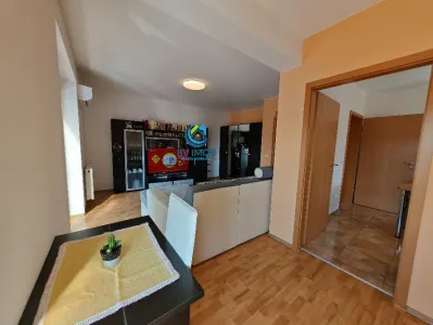 Inchiriem Apartament 2 Camere, Mobilat, Decomandat, Avantgarden 2 - foto 6