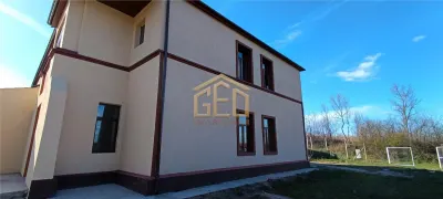 Imobil cu multiple utilitati - foto 11