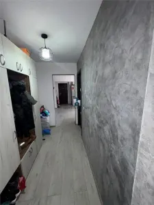 Apartament 4 camere Semidecomandat Berceni - foto 7