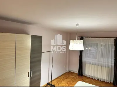 Decomandat la etajul 1 cu 2 bai, 120 mp utili - foto 4