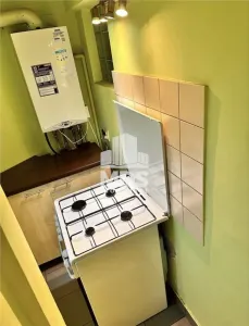Decomandat la etajul 1 cu 2 bai, 120 mp utili - foto 7