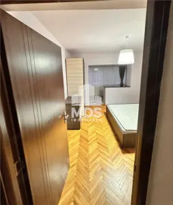 Decomandat la etajul 1 cu 2 bai, 120 mp utili - foto 8