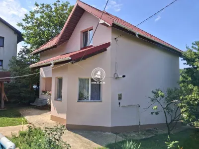 Vila  de vanzare  Breazu - Iasi