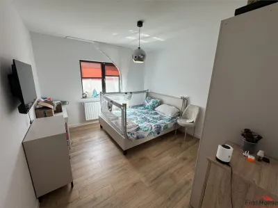 Casa noua, 3 cam, 2 bai, mobilata si utilata,  curte, foisor - foto 7