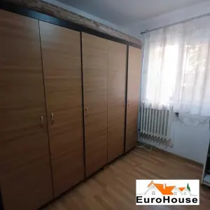 Apartament cu 3 camere de vanzare in Alba Iulia zona CETATE  PIATA - foto 7