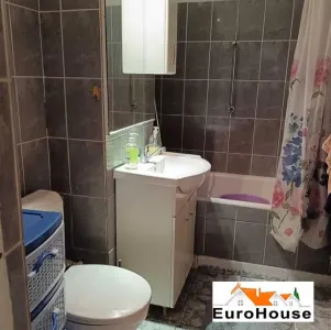 Apartament cu 3 camere de vanzare in Alba Iulia zona CETATE  PIATA - foto 8