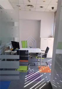 Spatiu comercial de inchiriat - Marasesti 135 mp - foto 6
