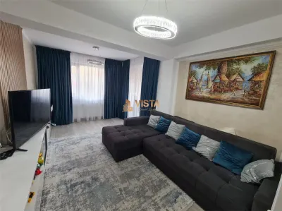 Apartament 2 camere, Loc de parcare subteran si boxa, Zona Tractorul, Brasov - Brasov