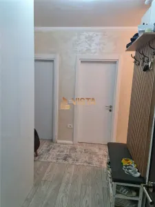Apartament 2 camere, Loc de parcare subteran si boxa, Zona Tractorul, Brasov - foto 9