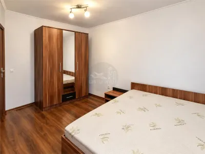 Apartament 3 camere cu balcon in  Vasile Aaron - foto 3