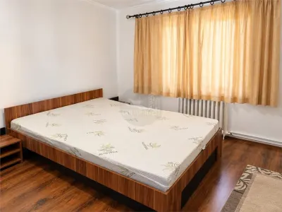 Apartament 3 camere cu balcon in  Vasile Aaron - foto 4