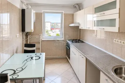 Apartament 3 camere cu balcon in  Vasile Aaron - foto 6