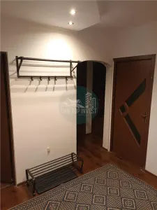 Apartament 3 camere cu balcon in  Vasile Aaron - foto 8