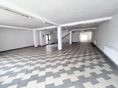 Spatiu comercial ultracentral - 250-750 mp - Vizibilitate excelenta - foto 14