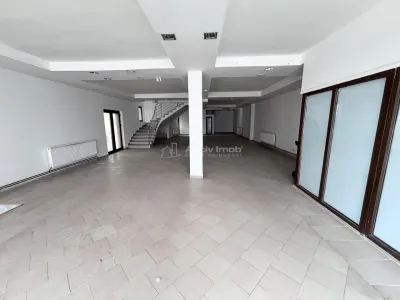 Spatiu comercial ultracentral - 250-750 mp - Vizibilitate excelenta - foto 5