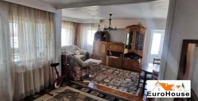 Apartament cu 3 camere de vanzare in Alba Iulia CENTRU - Alba Iulia