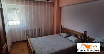 Apartament cu 3 camere de vanzare in Alba Iulia CENTRU - foto 4