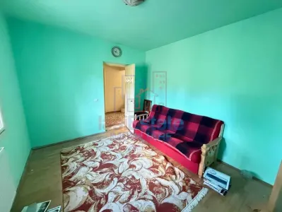 Barnova langa Primarie Vila P+E SU=118mp Teren 573mp amenajat - foto 8