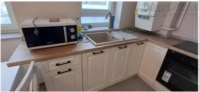 Apartament 2 camere cu boxa si parcare Kasper Coresi Valabil din 1 Octombrie - foto 2