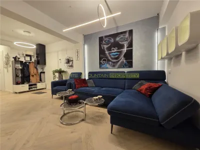 Apartament cu amenajare designer de vanzare in Green Valley Noua - foto 2
