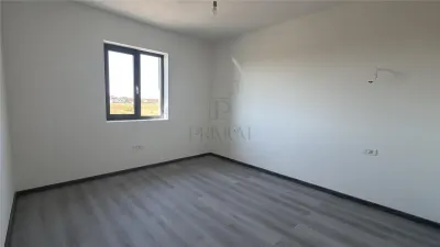 Duplex finalizat - spatios - toate utilitatile - foto 6
