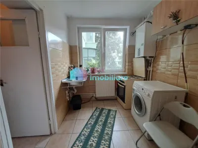 Apartament cu 2 camere zona magazin Bucovina - foto 6
