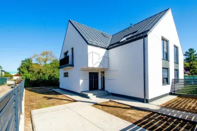 Vanzare casa tip duplex Campina , zona Muscel - foto 15