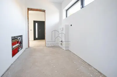 Vanzare casa tip duplex Campina , zona Muscel - foto 9