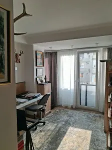3 camere cu 2 bai, 88 mp utili, etaj intermediar - Timisoara