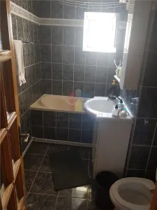 Mobilat - Utilat 3 camere 90mp zona Independentei Scolilor ,bloc cu lift, - foto 5