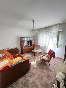 BUCOVINA - 2 CAMERE - ETAJ 1 - DECOMANDAT - POZITIE BUNA - Timisoara