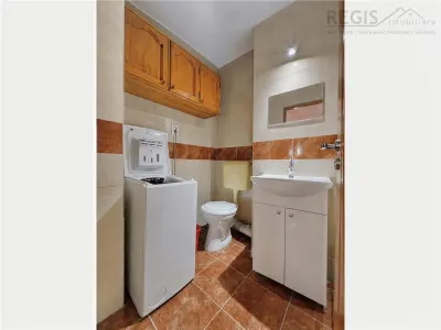 Apartament decomandat cu 3 camere si 2 bai in Bartolomeu - foto 14