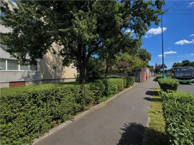 Apartament decomandat cu 3 camere si 2 bai in Bartolomeu - foto 16