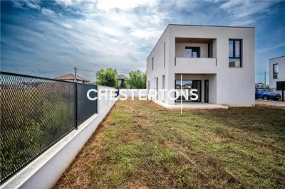 Vila individuala P+1E - 3 dormitoare + birou,  teren 450 mp, Branesti - Branesti